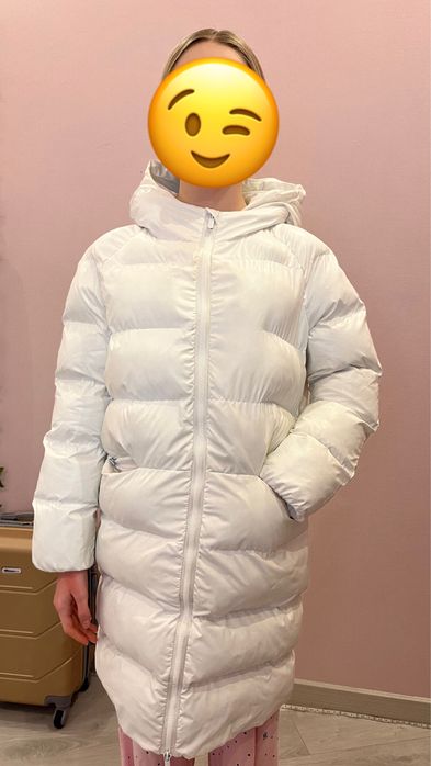 Продам пальто на девочку