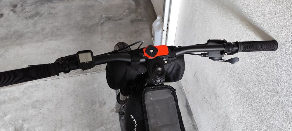 Vendo bicicleta BTT roda 29"