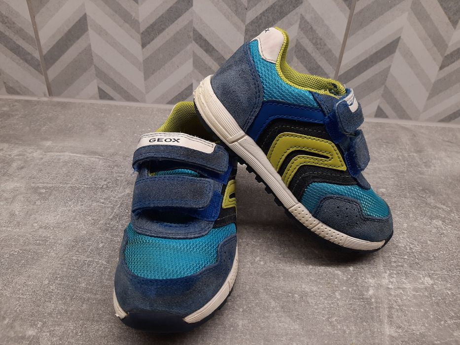 Geox roz. 26 buty chłopięce mało używane jak nowe
