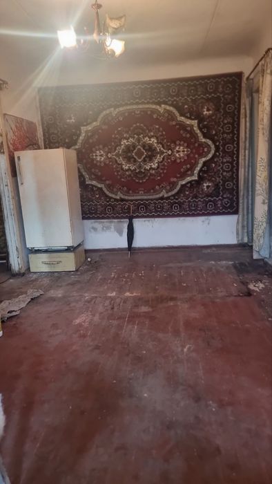 Продам 3 кімнатну квартиру по Героїв  правого сектору  ( югок)