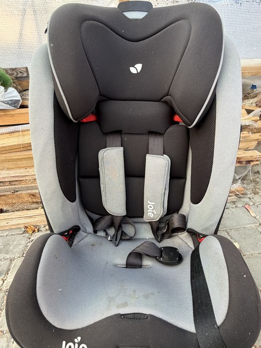 Автокрісло дитяче вірми joie 9-36 кг