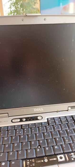 Laptop Dell bez ładowarki