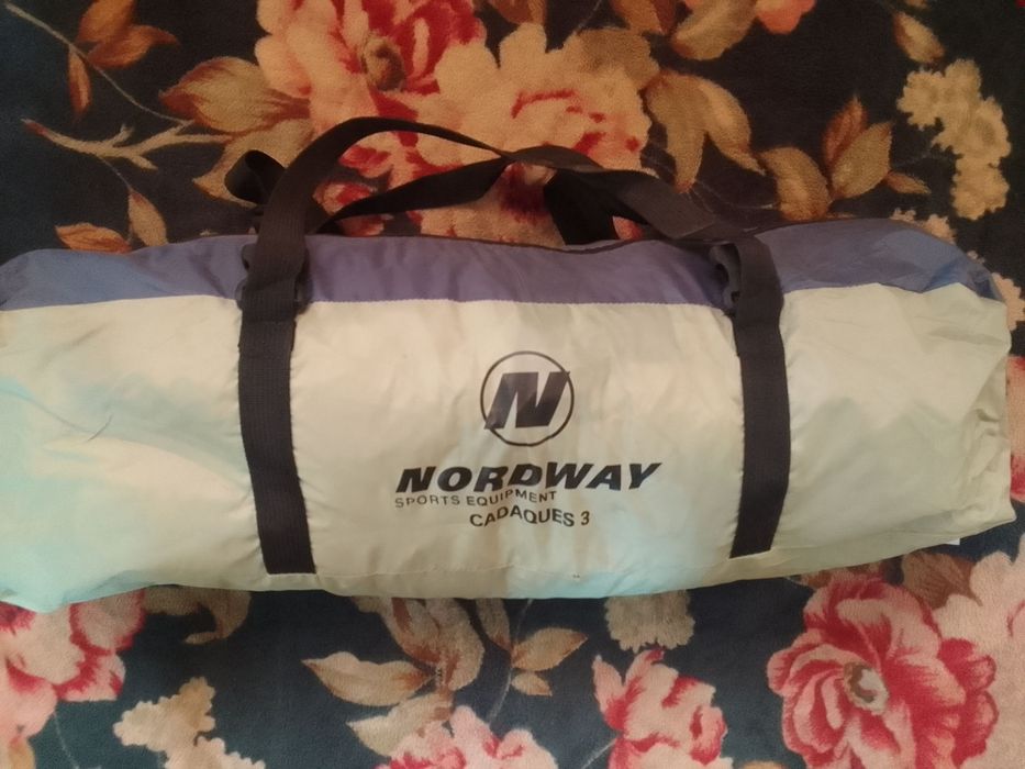 Палатка трехместная Nordway Cadaques 3