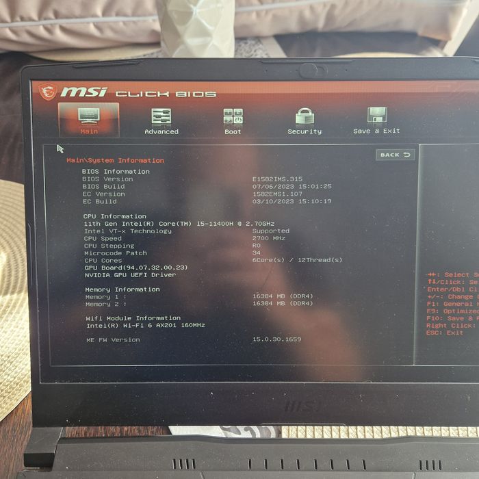 laptop MSI Katana GF66 i5-11400H RTX 3050 16GB 512GB DEFEKT