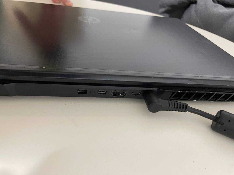 Ігровий ноутбук Tracer III-XTREME-17R i7-9750H/16g DDR4/1TB SSD/RTX 2070 8GB