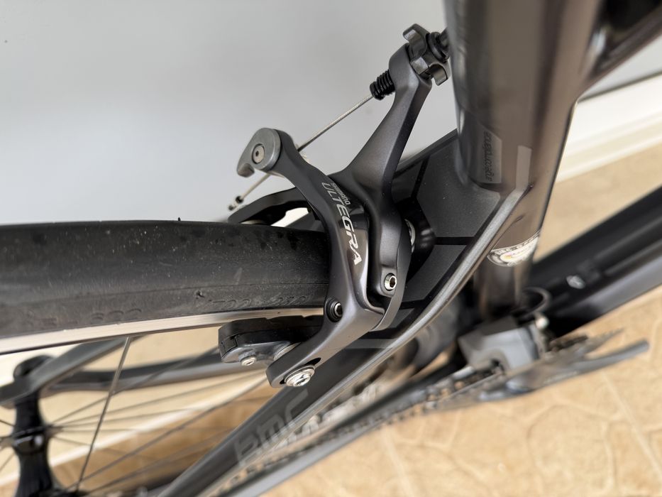 Bicicleta de estrada BMC - Mudancas electricas