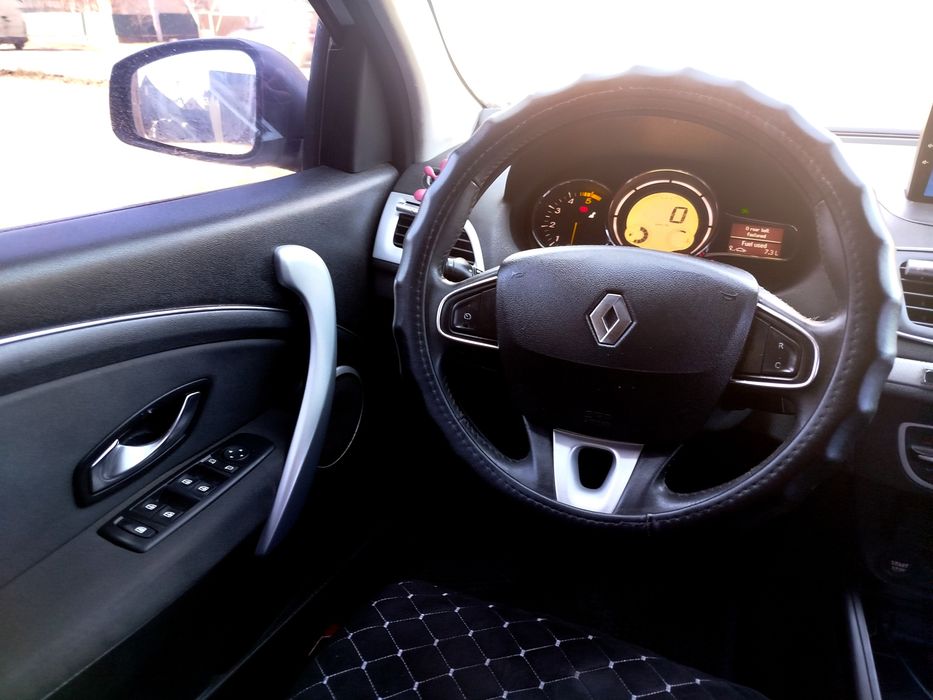 Renault Megane 3 2011рік 1.5 к9к