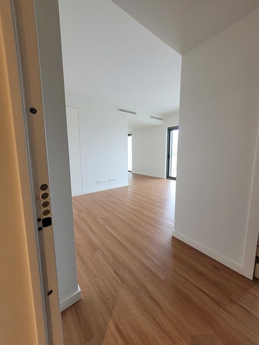 T1 em condomínio fechado para Arrendar na Alta de Lisboa- RESERVADO