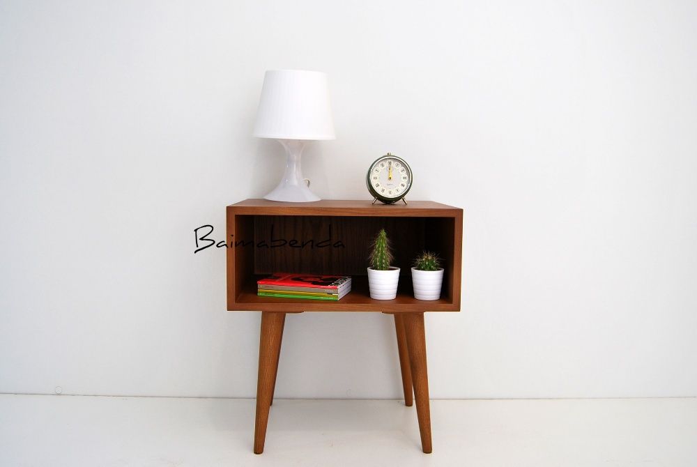 Mesa de Cabeceira ou apoio retro vintage estilo nordico