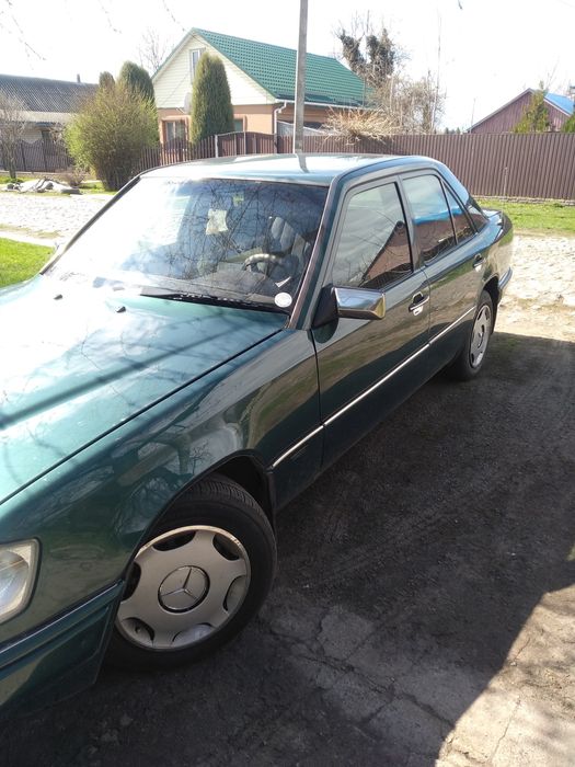 Mercedes-Benz w124e250