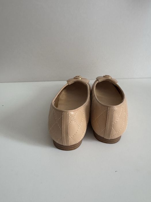 Туфлі / балетки / мокасини Chanel