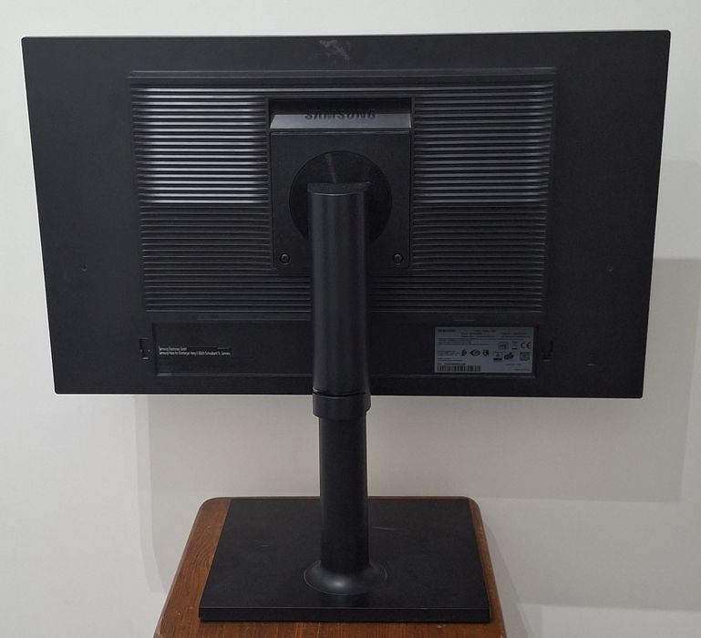 Monitor Samsung S24E450