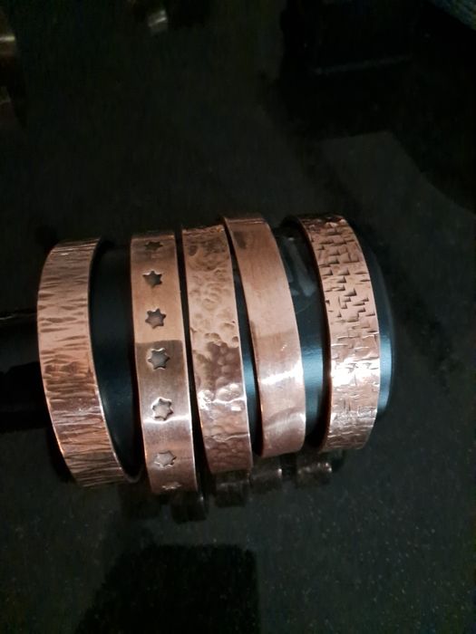 Bransoletki miedziane zdrowotne