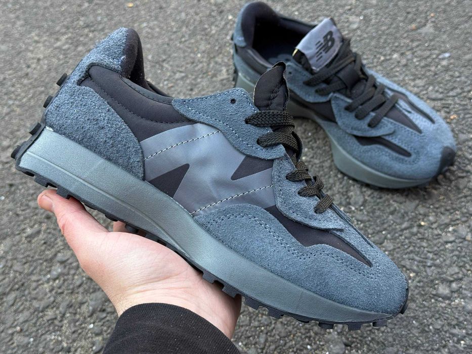 Розпродаж New Balance 327
