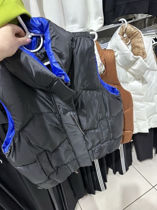 Жіноча безрукавка жилетка стьобана Турція