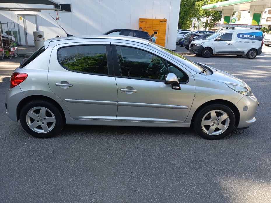 Peugeot 207 168 mil km