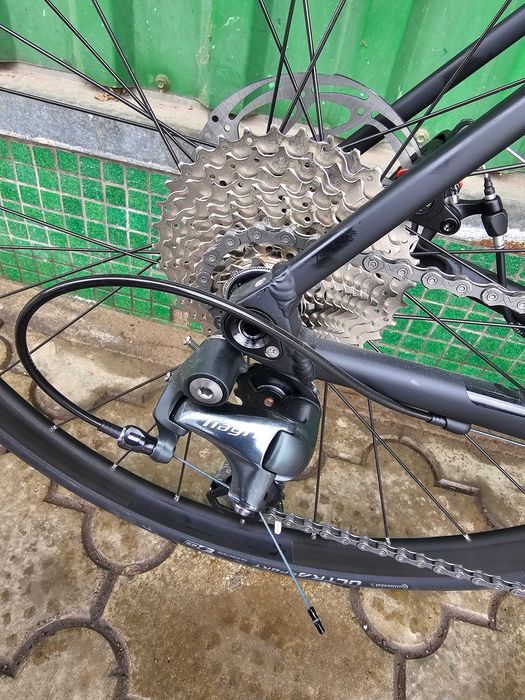 Новий Cube Attain Race