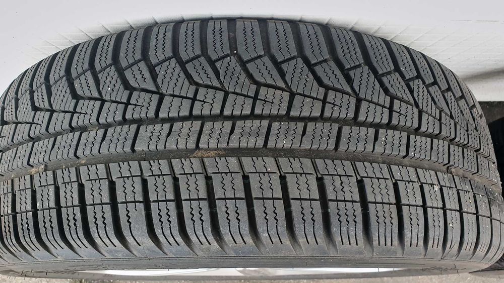 antes Mercedes Classe A/CLA 17" W177 V177 W118 + Pneus Hankook Winter