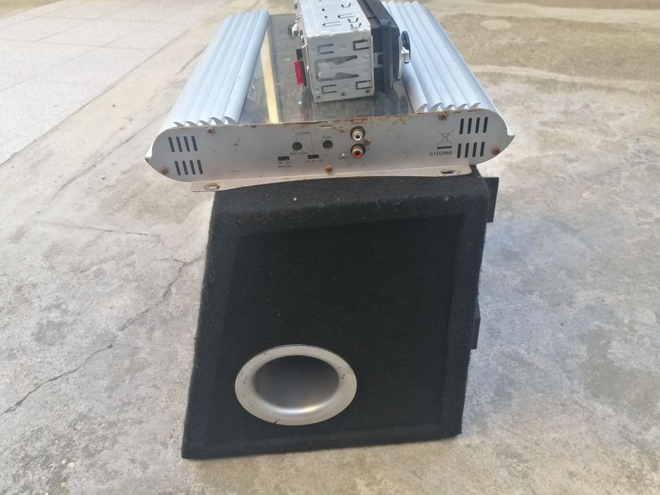 Conjunto...amplificador + rádio + soufer