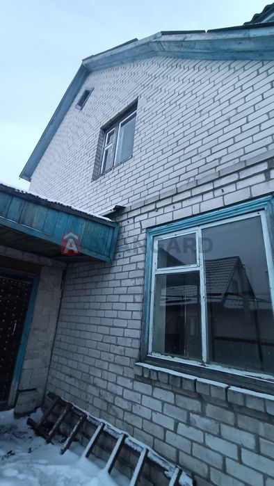 Продаж частини будинку недалеко від р. Дніпро