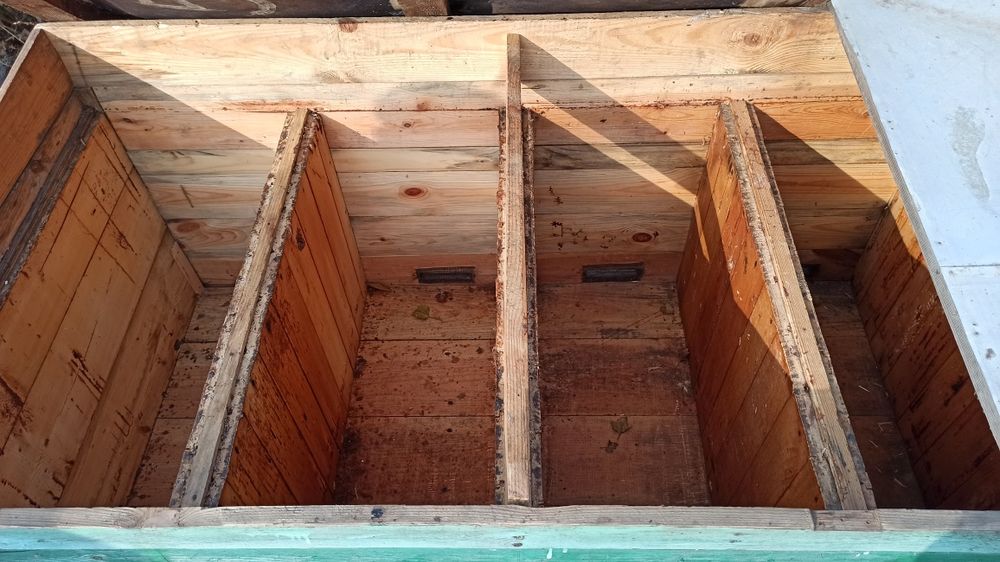 Продам секції 6x2 вуликів на українську рамку