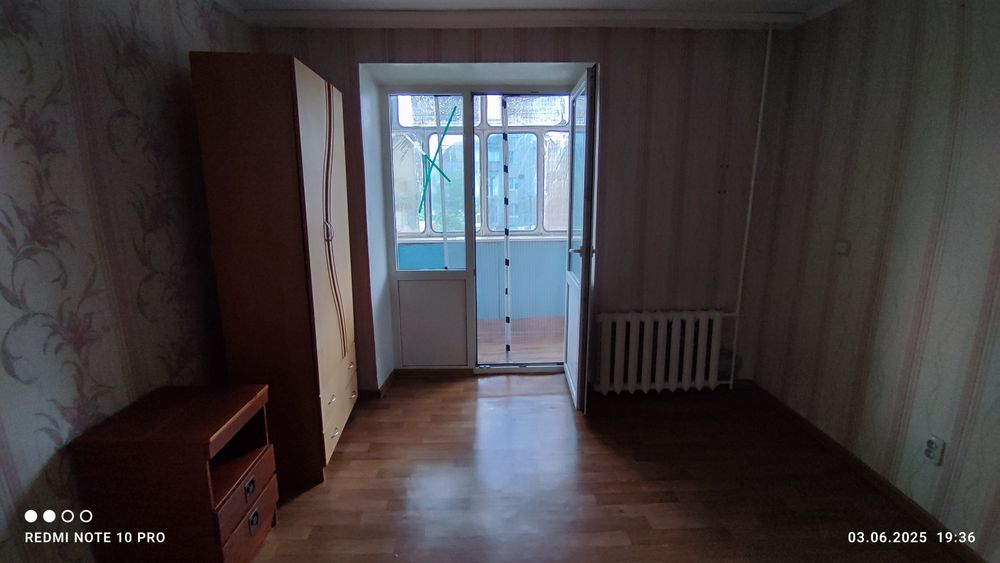 Сдам 1 ком 7300 грн,гостинка