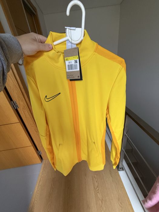 Vendo casaco nike tamanho s