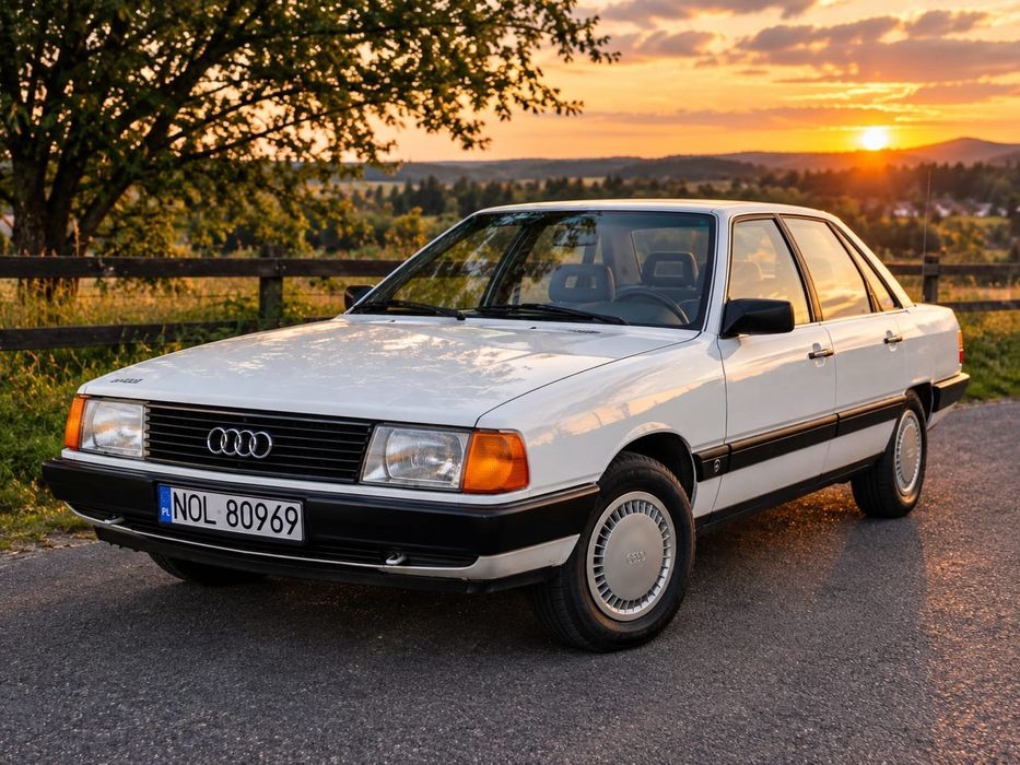 Audi 100