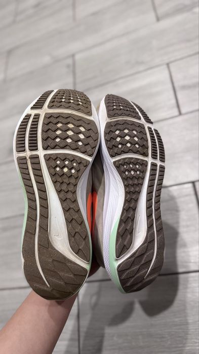 Бігові кросівки nike zoom pegasus 39 premium,40р