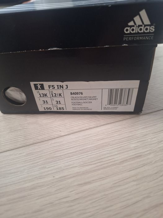 Buty piłkarskie adidas rozmiar 31