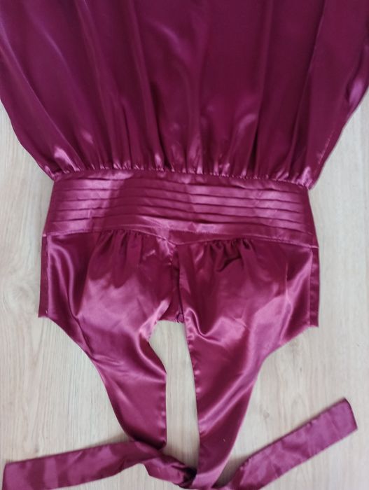 Orsyay sukienka w stylu M. Monroe.