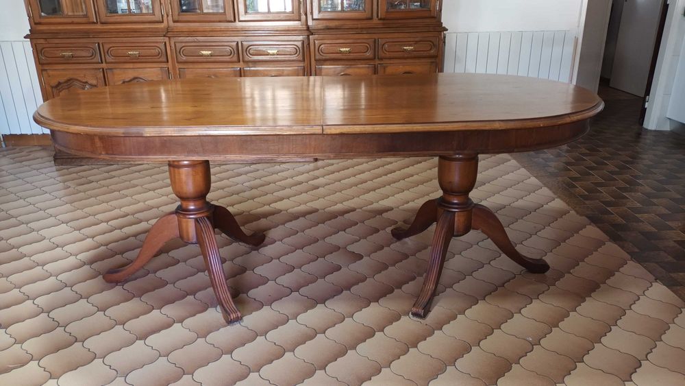 Conjunto de movél de 2 peças + mesa de madeira extensivel