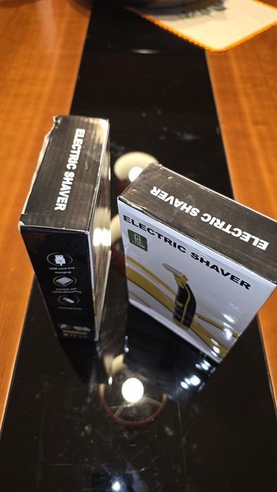 Máquina de barbear e cortar pelos ou cabelo