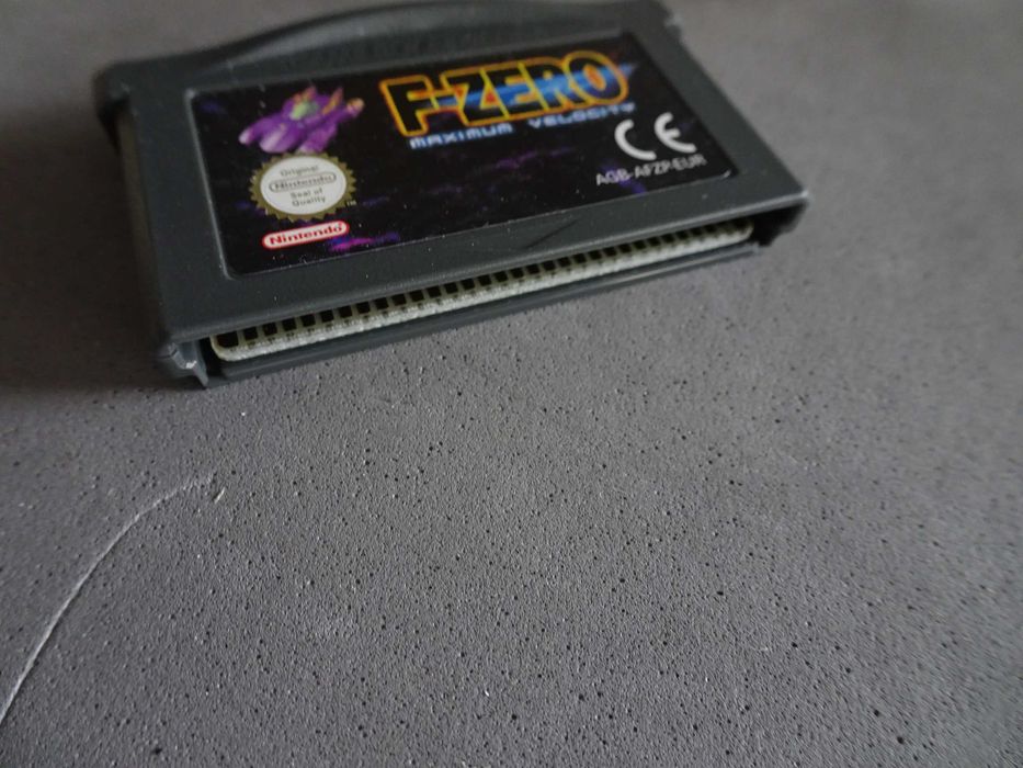 Jogo Game Boy Advance - F-Zero Maximum Velocity