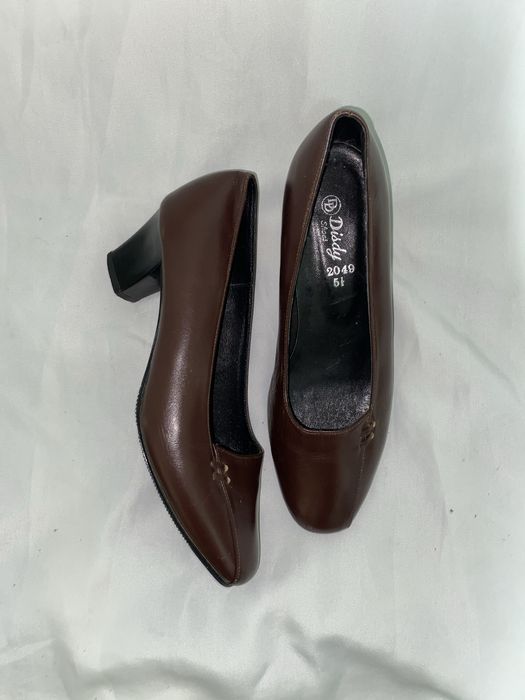 Brązowe retro buty skora 36