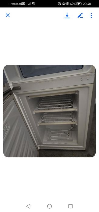 Lodówka srebrna Amica