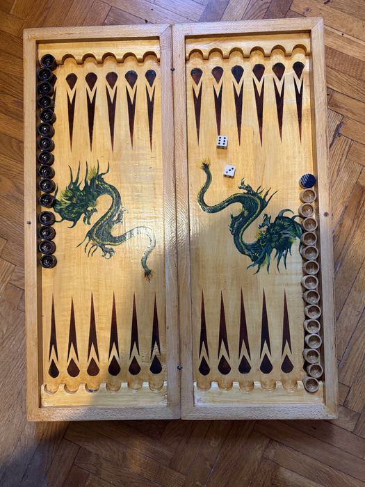 Нарди ручноі роботи дерево