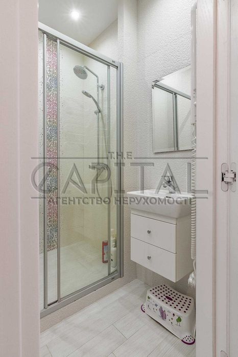 Продаж Видова 3-к квартира 108м² біля озера Тельбін — генератор, паркінг, авторський ремонт