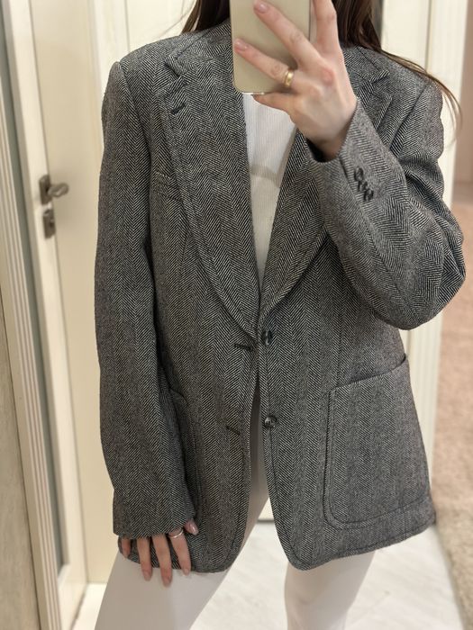 Піджаки теплі ,сірий та чорний