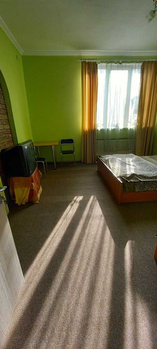 Подобово оренда житла в Берегово. 150 мет до термального бассейна