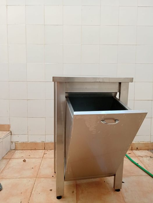 Mesa de apoio para cozinha