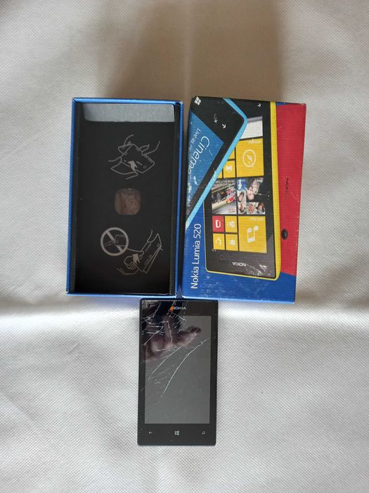 Telefon Nokia Lumia 520!