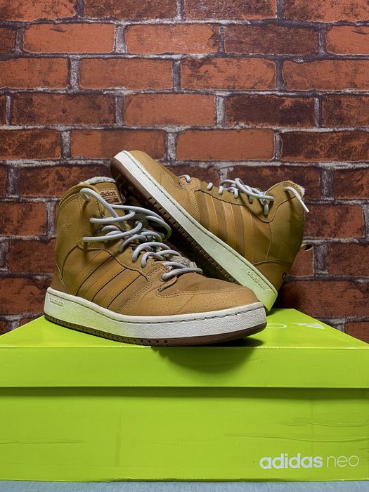 Кросівки зимові adidas neo