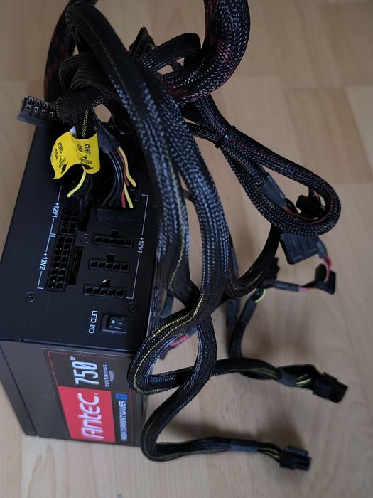 Zasilacz Antec High Current Gamer 750W (HCG-750M) – 80 PLUS Bronze