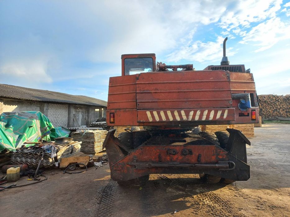 Екскаватор ЕО 3323