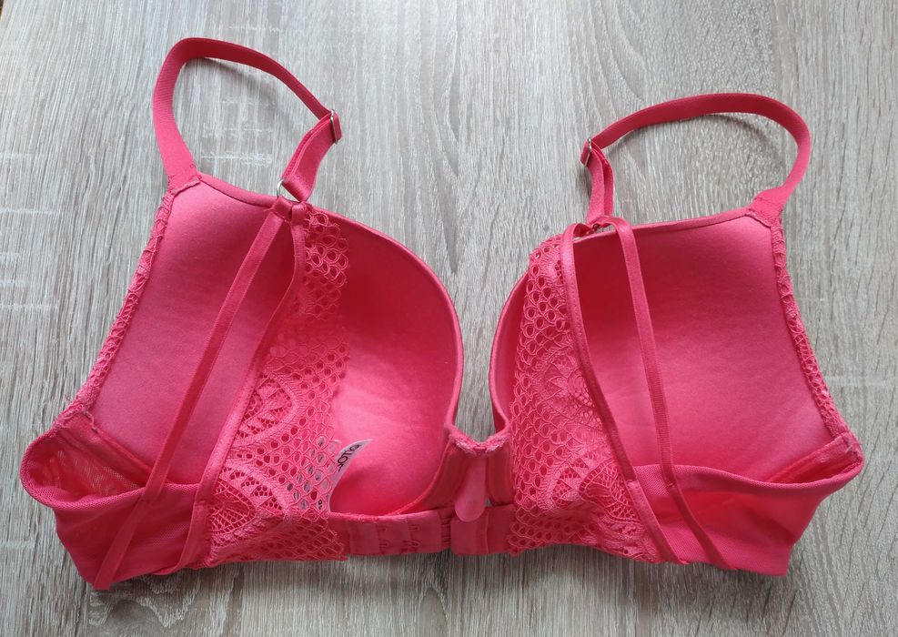 Stanik Esotiq push up 75D