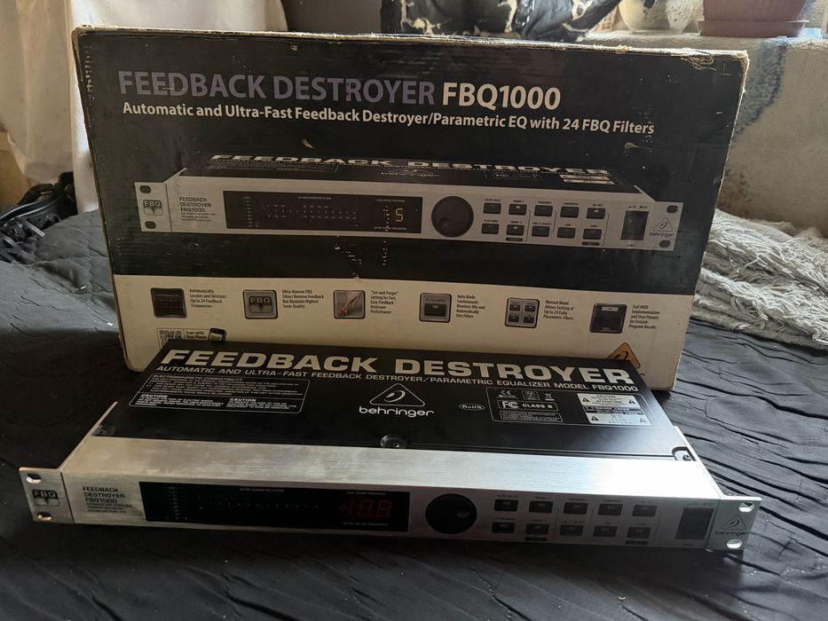Wzmacniacz Behringer FBQ1000