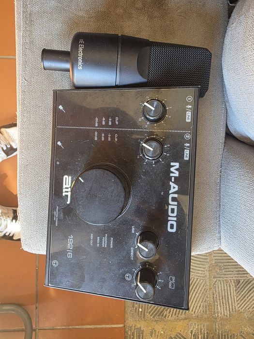 Interface M-AUDIO (c/microfone) + Shield com POP