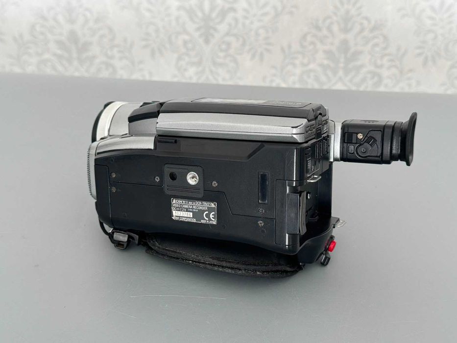 Cyfrowa Kamera Handycam Sony Video8 Hi8 Digital8 DCR-TRV210E TOP