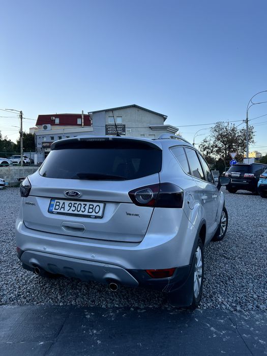 Оренда Ford Kuga кроссовер Аренда авто 2.0 дизель